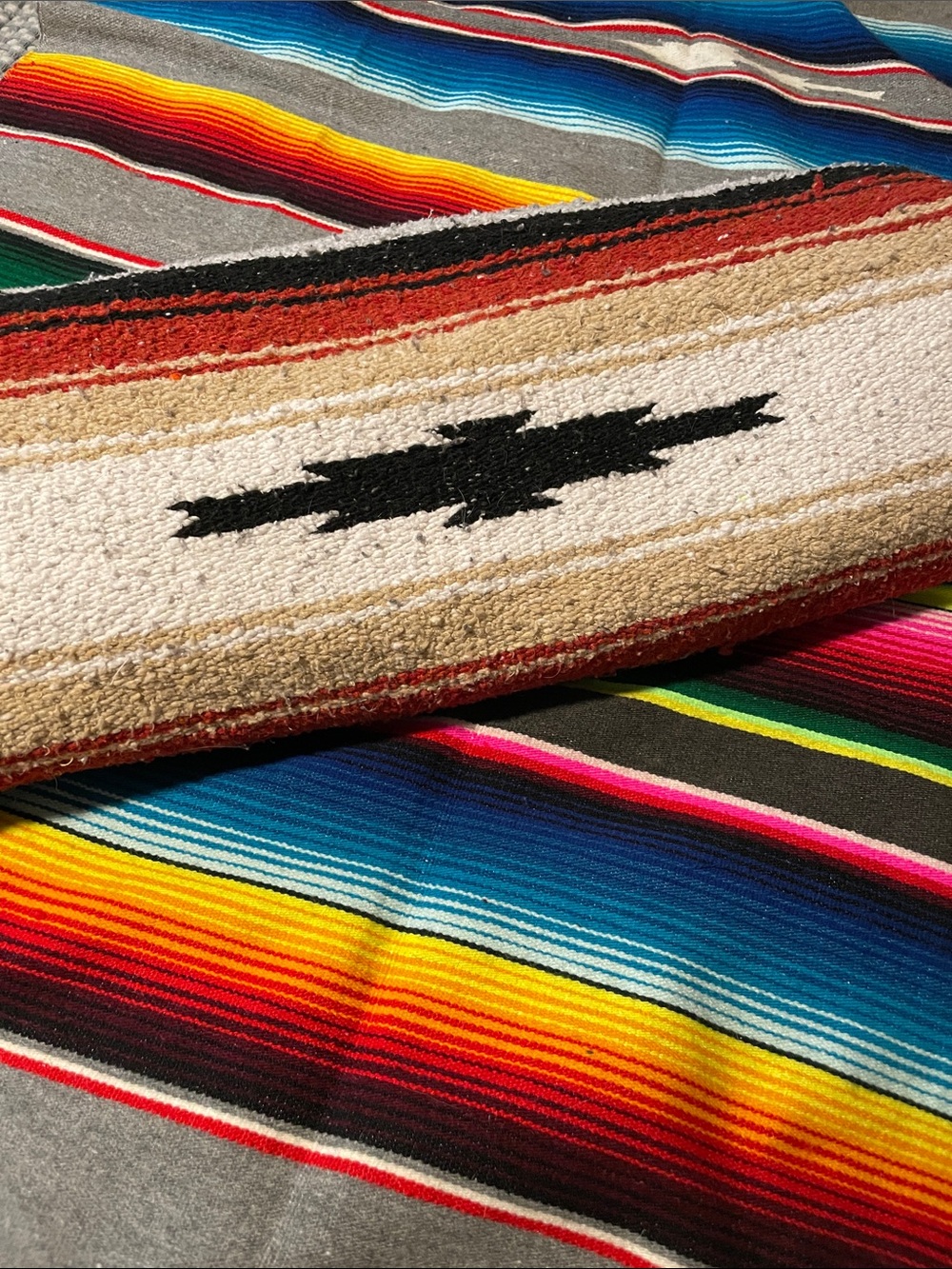 Handwoven Cream and Red Southwestern Decorative blanket - Picture 5 of 7